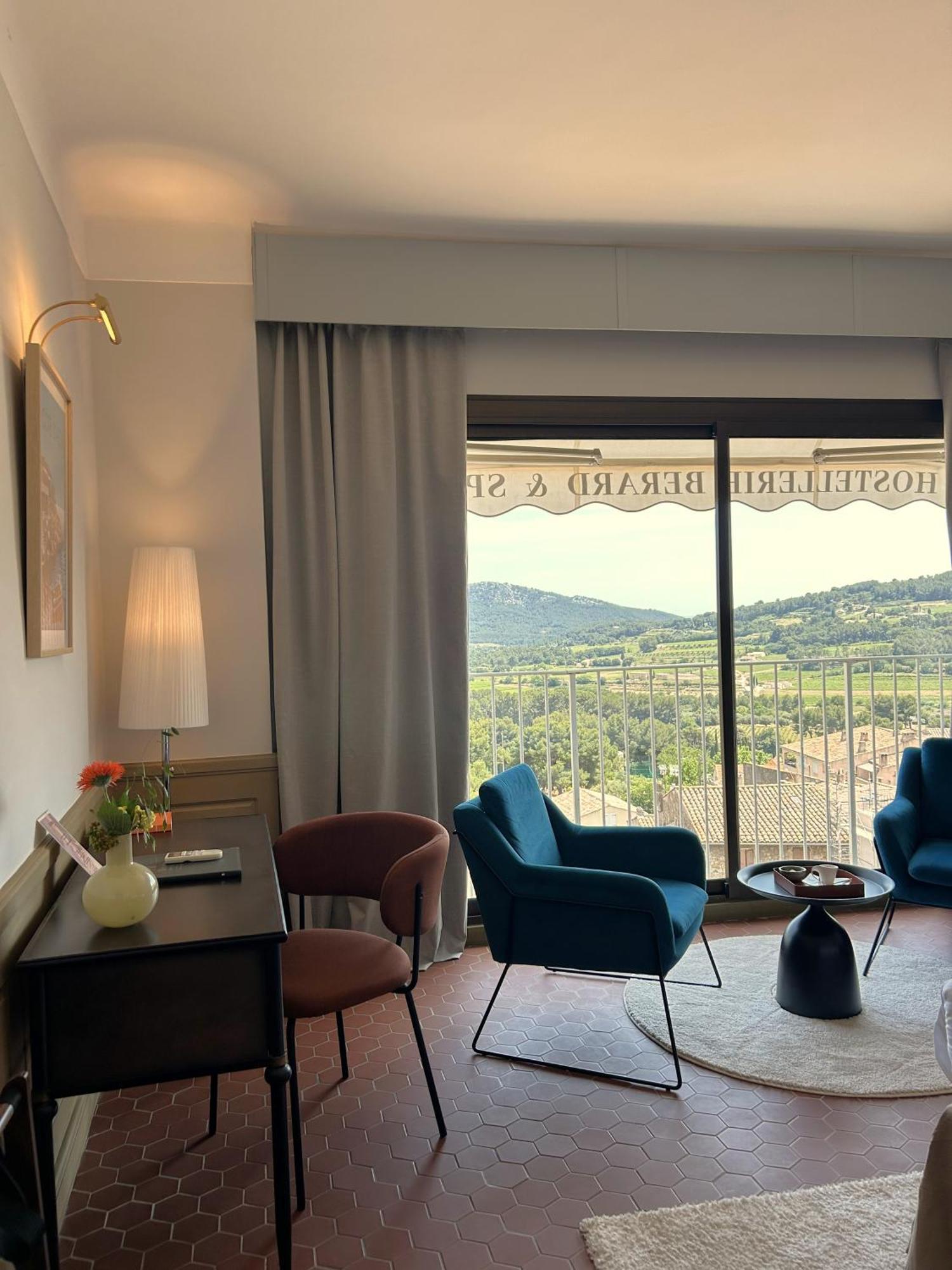Maison Berard Hotel - Restaurant - Spa Ла-Кадьєр-д'Азюр Екстер'єр фото